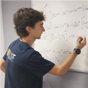 Estudiant de Màster de Química a la UB ofereix classes de química, física, i biologia per alumnes de ESO i Batxillerat a Barcelona i